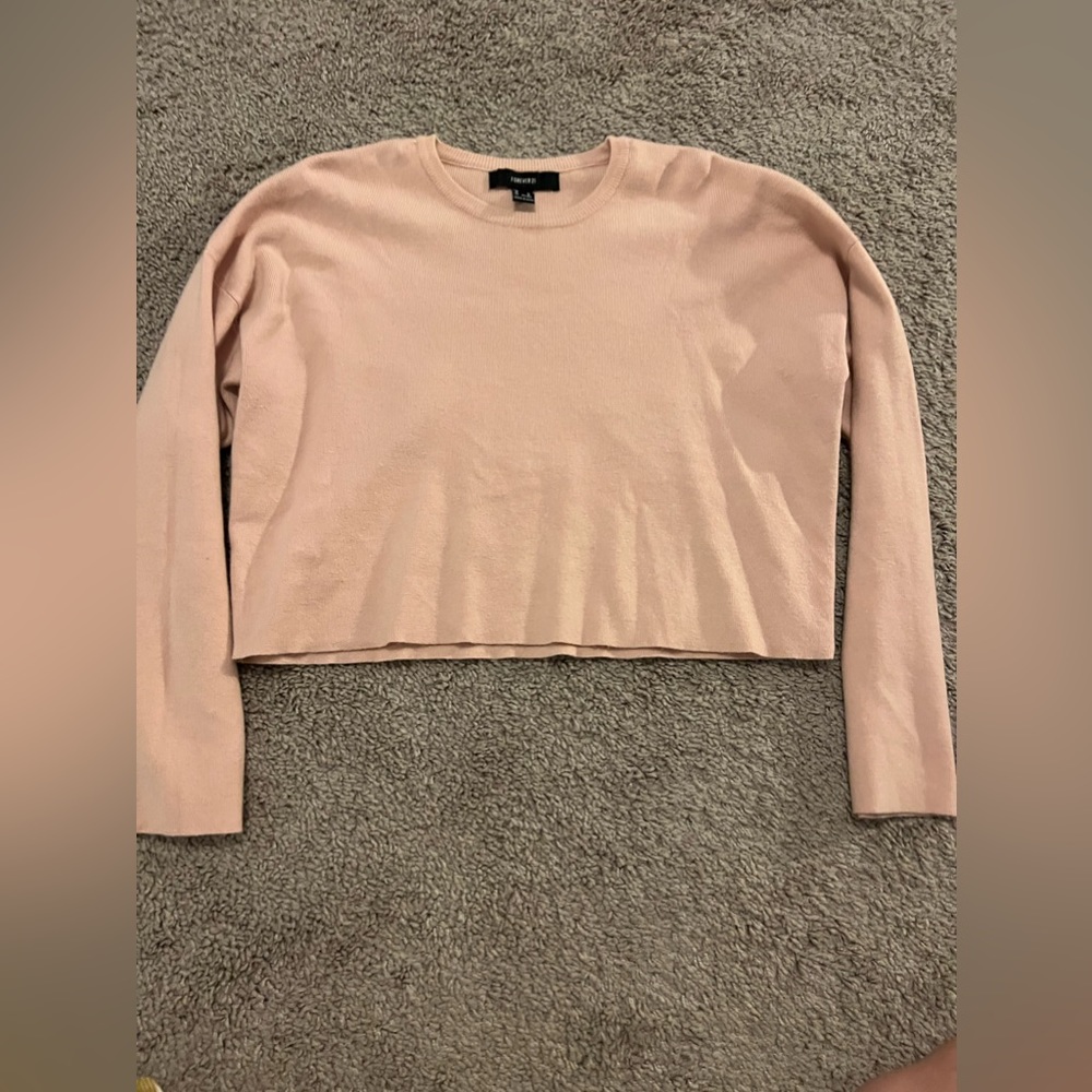 This is a CROPPED medium sweater from Forever 21!